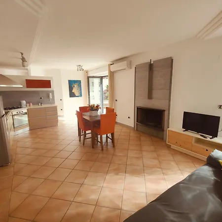 Maison Margot - Giardino E Parcheggio Privato *